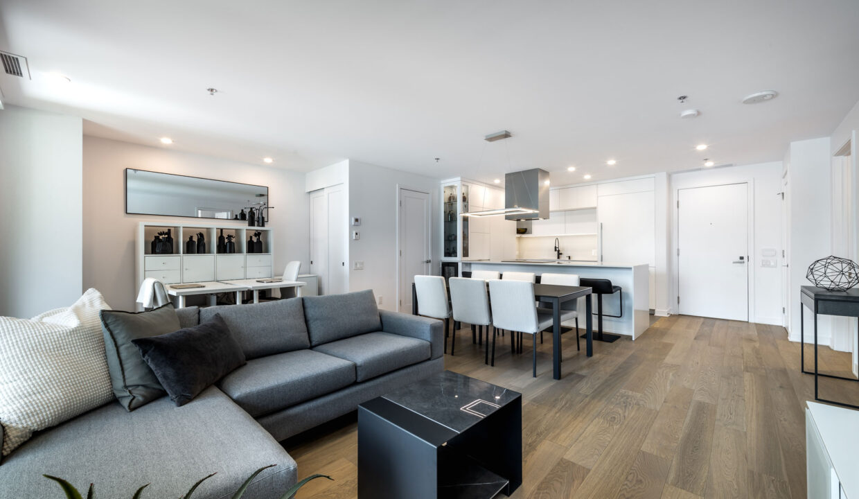 shutterstock_2250770341